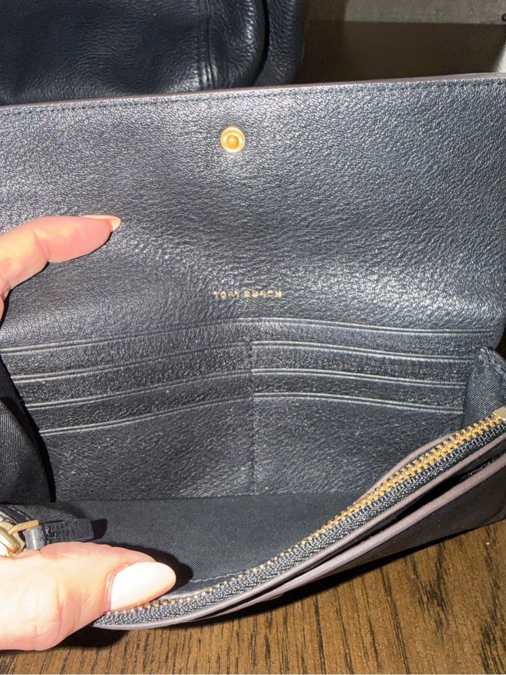 EUC Tory Burch Black Leather Halfmoon Satchel with Matching Wallet - Picture 12 of 16